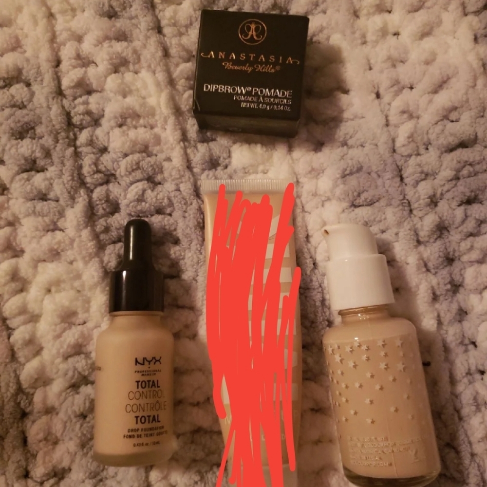 Makeup bundle